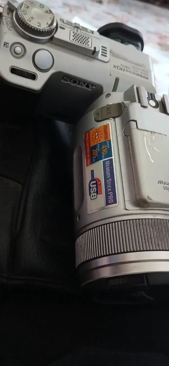 دوربین با پایه|دوربین عکاسی و فیلمبرداری|قم, پردیسان|دیوار