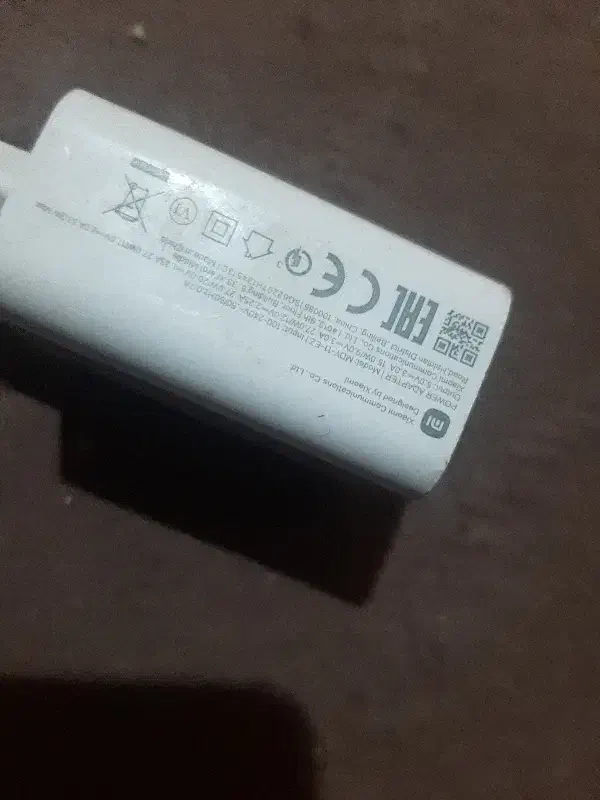 کله شارژر اصلی فابریک شیاهومی ۳۳|لوازم جانبی موبایل و تبلت|زاهدان, |دیوار