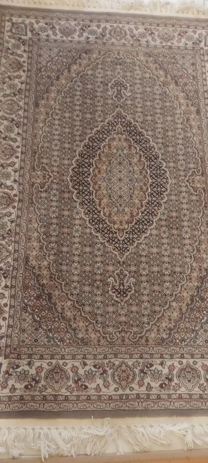 تعدادی فرش  ماشینی کناره زرو نیم در ابعاد مختلف|فرش|قرچک, شهرک صنعتی قرچک|دیوار