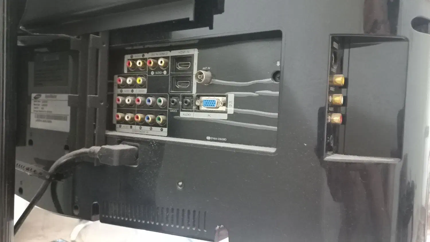 تلویزیون ۳۲ سامسونگ اصلی|تلویزیون و پروژکتور|تهران, ایران|دیوار