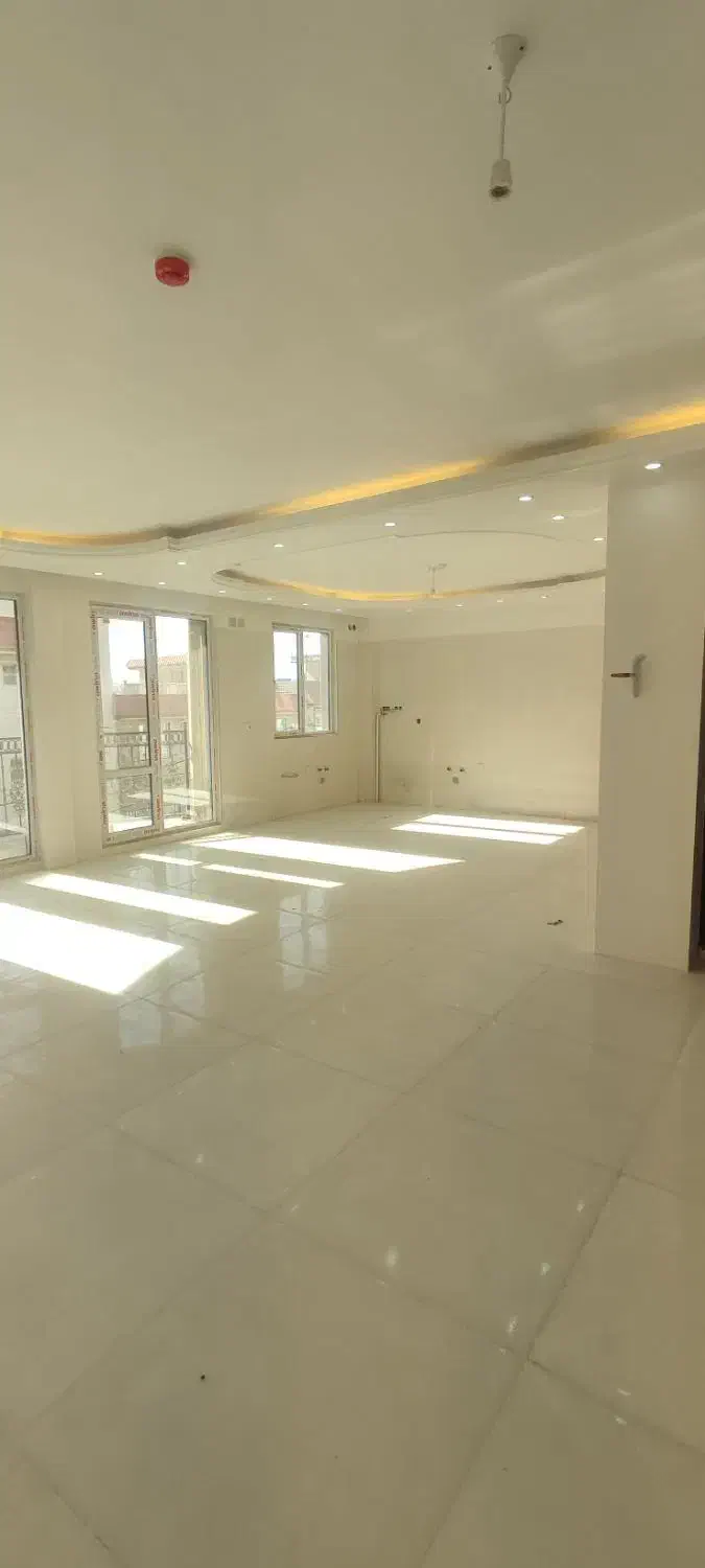 آپارتمان تک واحدی 130متر فاز 8 اندیشه سه خواب|فروش آپارتمان|بروجرد, |دیوار