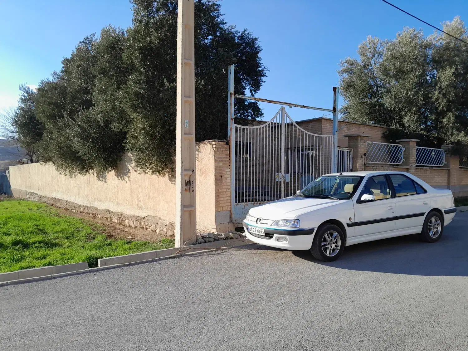 درب بزرگ پارکینگ ماشینهای سنگین و خانه باغ|مصالح و تجهیزات ساختمان|چوار, |دیوار