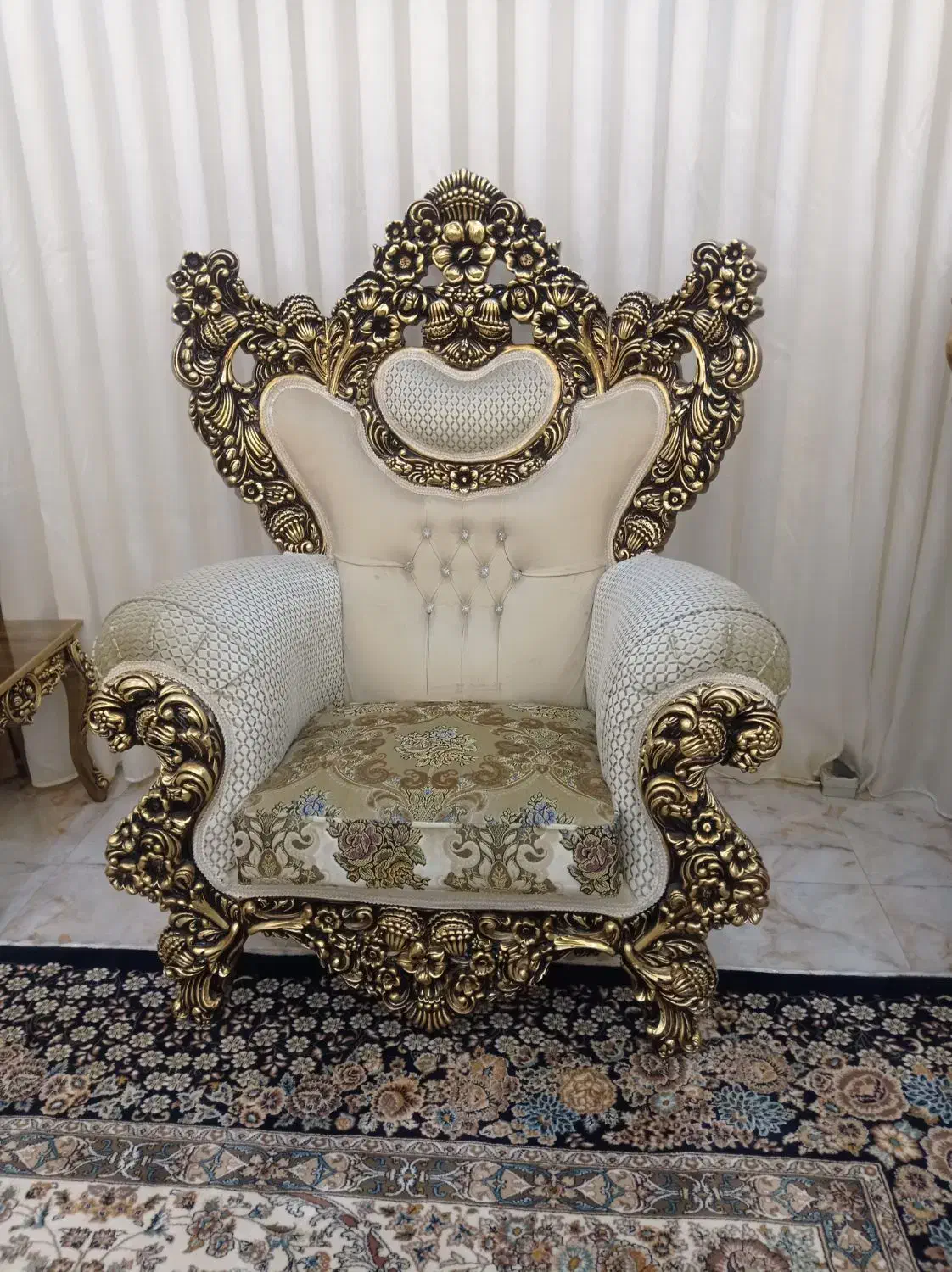 مبل  سلطنتی|مبلمان خانگی و میز عسلی|اسلامشهر, شهرک واوان|دیوار