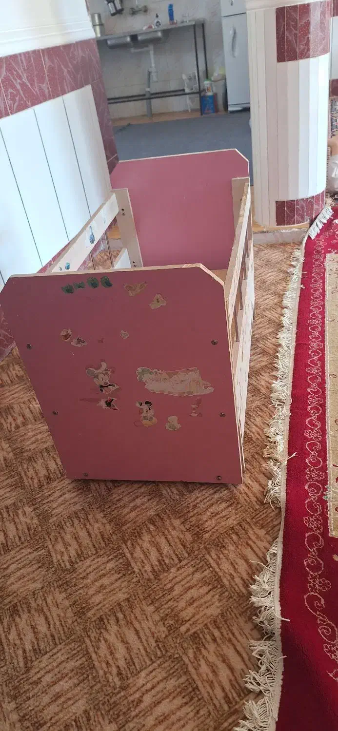 گهواره|تخت و صندلی بچه|ایذه, |دیوار