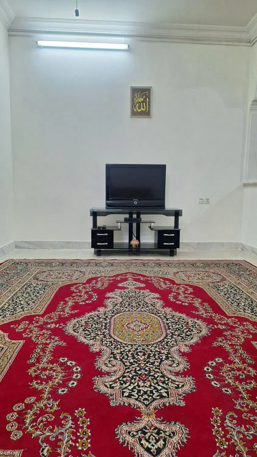 آپارتمان دربست نزدیک حرم|اجارهٔ کوتاه‌مدت ویلا و باغ|مشهد, حسین‌آباد|دیوار