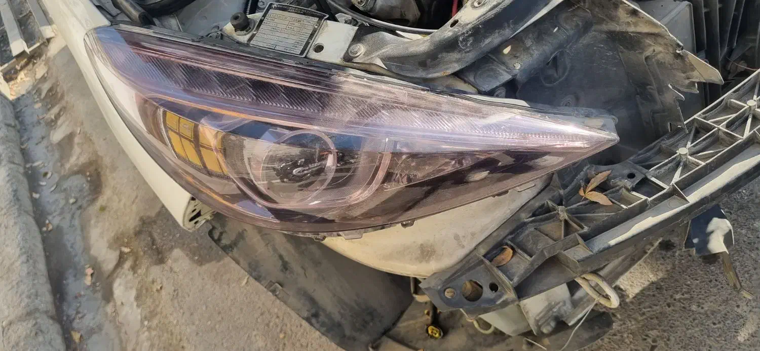 چراغ سالم ۲۰۷|قطعات یدکی و لوازم جانبی|مشهد, کارگران|دیوار