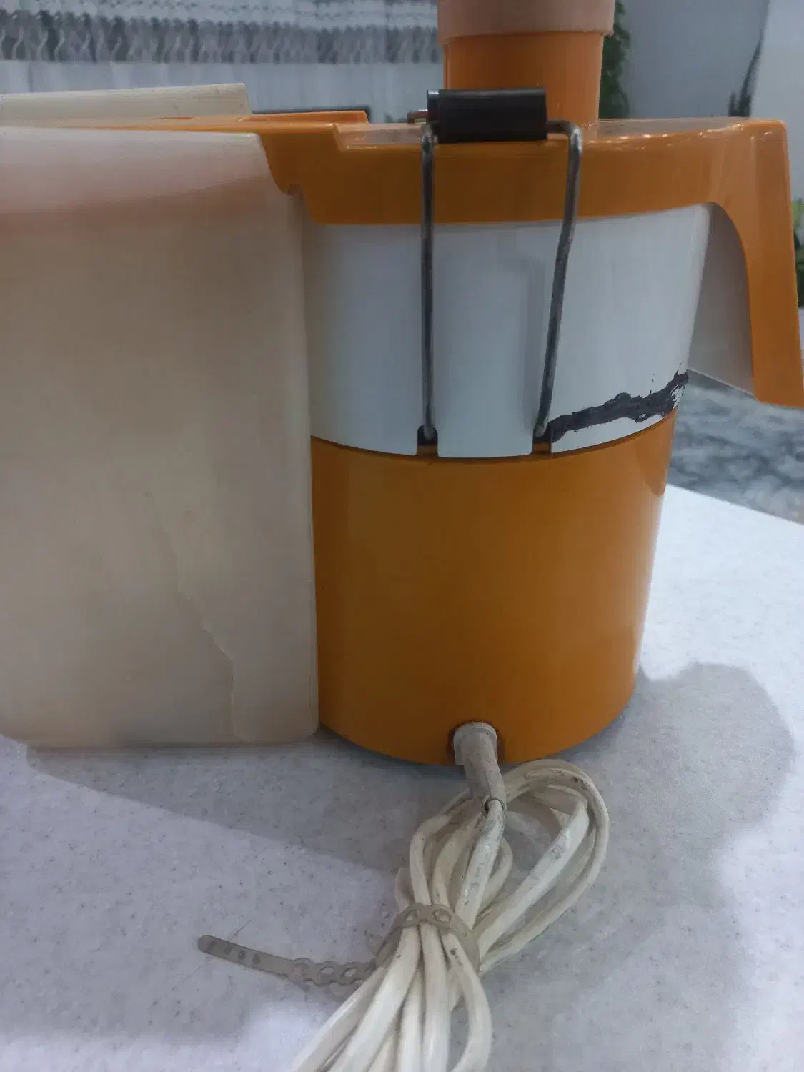 آبمیوه گیری|آبمیوه‌گیر و آب‌مرکبات‌گیر|قم, چهار امامزاده|دیوار