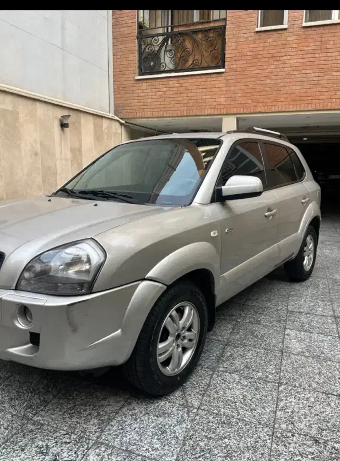 توسان 2010|خودرو سواری و وانت|شاهینشهر, الهیه|دیوار