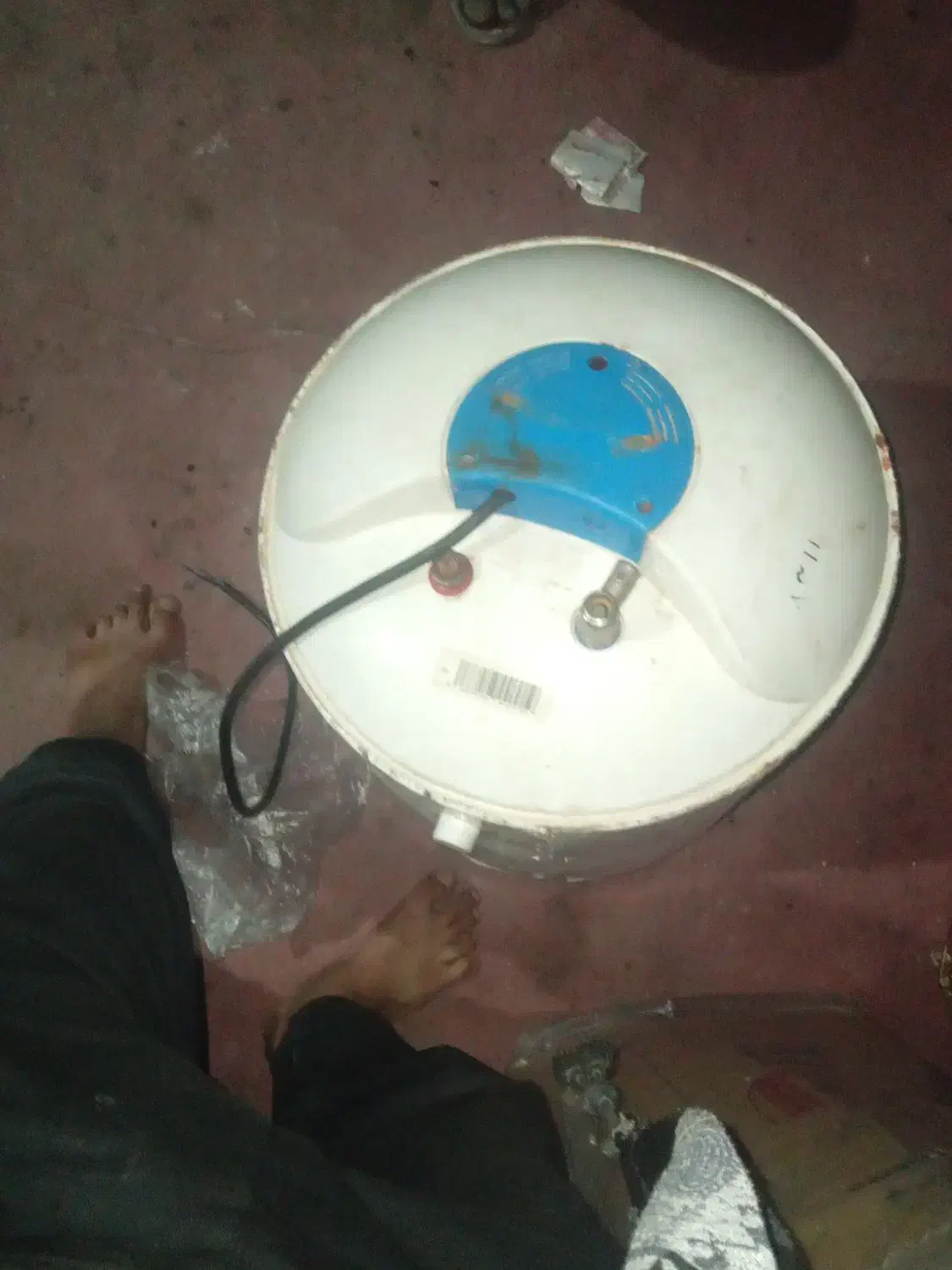 آبگرمکن خارجی|آبگرمکن، پکیج، شوفاژ|میناب, |دیوار