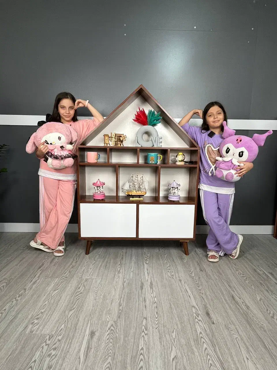 کمد و شلف طرح خانه کودک بهمراه ارسال رایگان|کتابخانه، شلف، قفسههای دیواری|تهران, یافت آباد جنوبی|دیوار