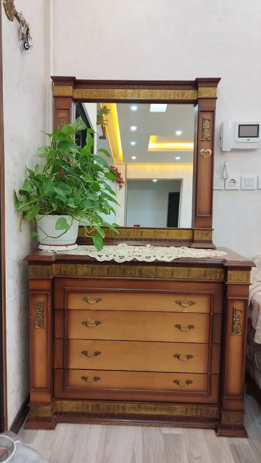 تخت و دراور|تخت و سرویس خواب|سلماس, |دیوار