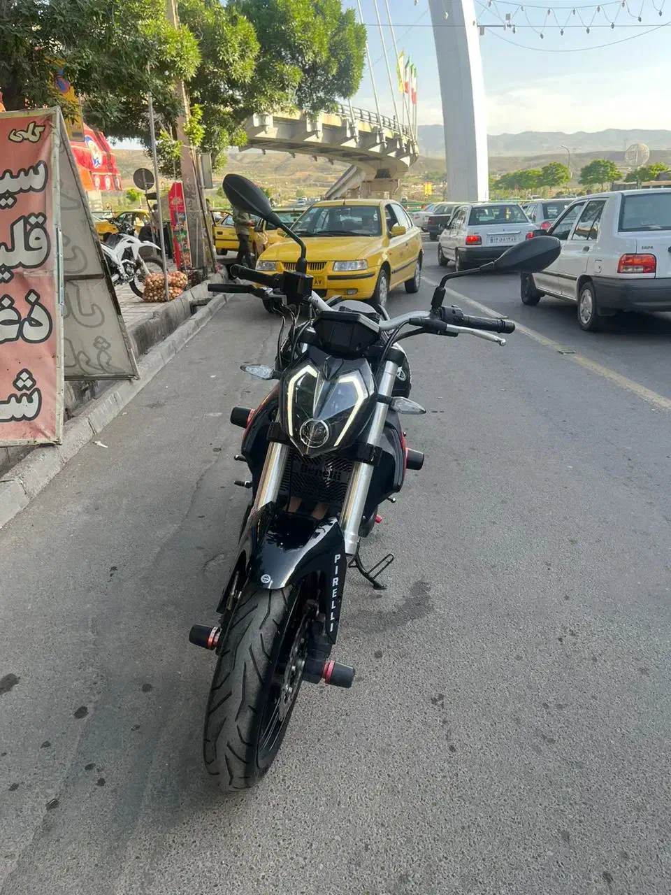 بنلی دو سیلندر ۳۰۰ مدل ۴۰۲|موتورسیکلت|زنجان, |دیوار