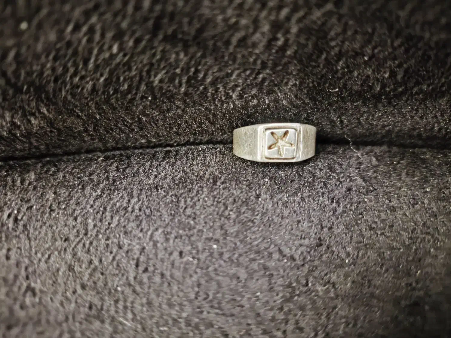 انگشتر حرز|جواهرات|قم, ژاندارمها|دیوار