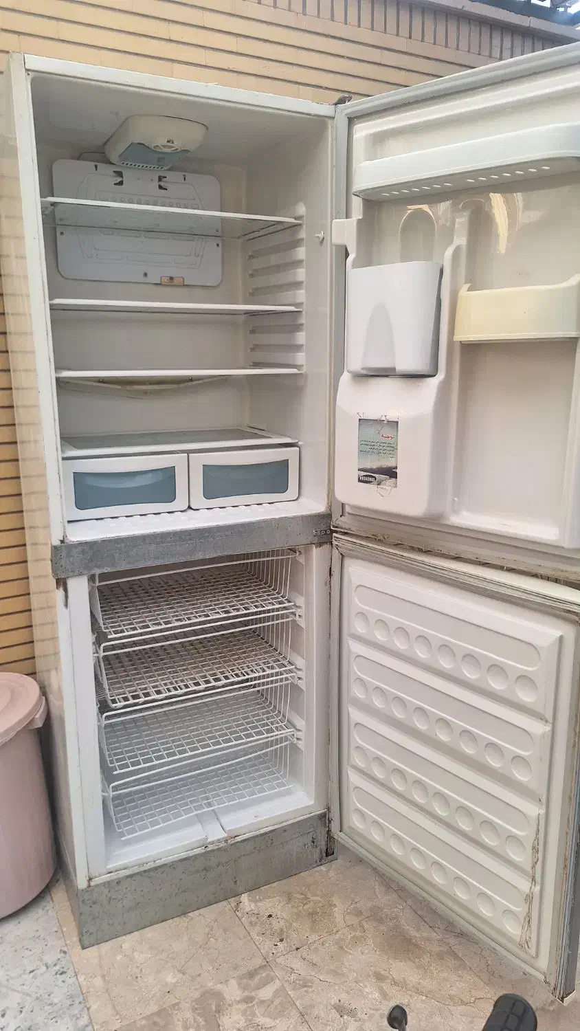 یخچال سالم و تمیز آماده به کار|یخچال و فریزر|کاشان, فاز ۲ ناجی آباد|دیوار