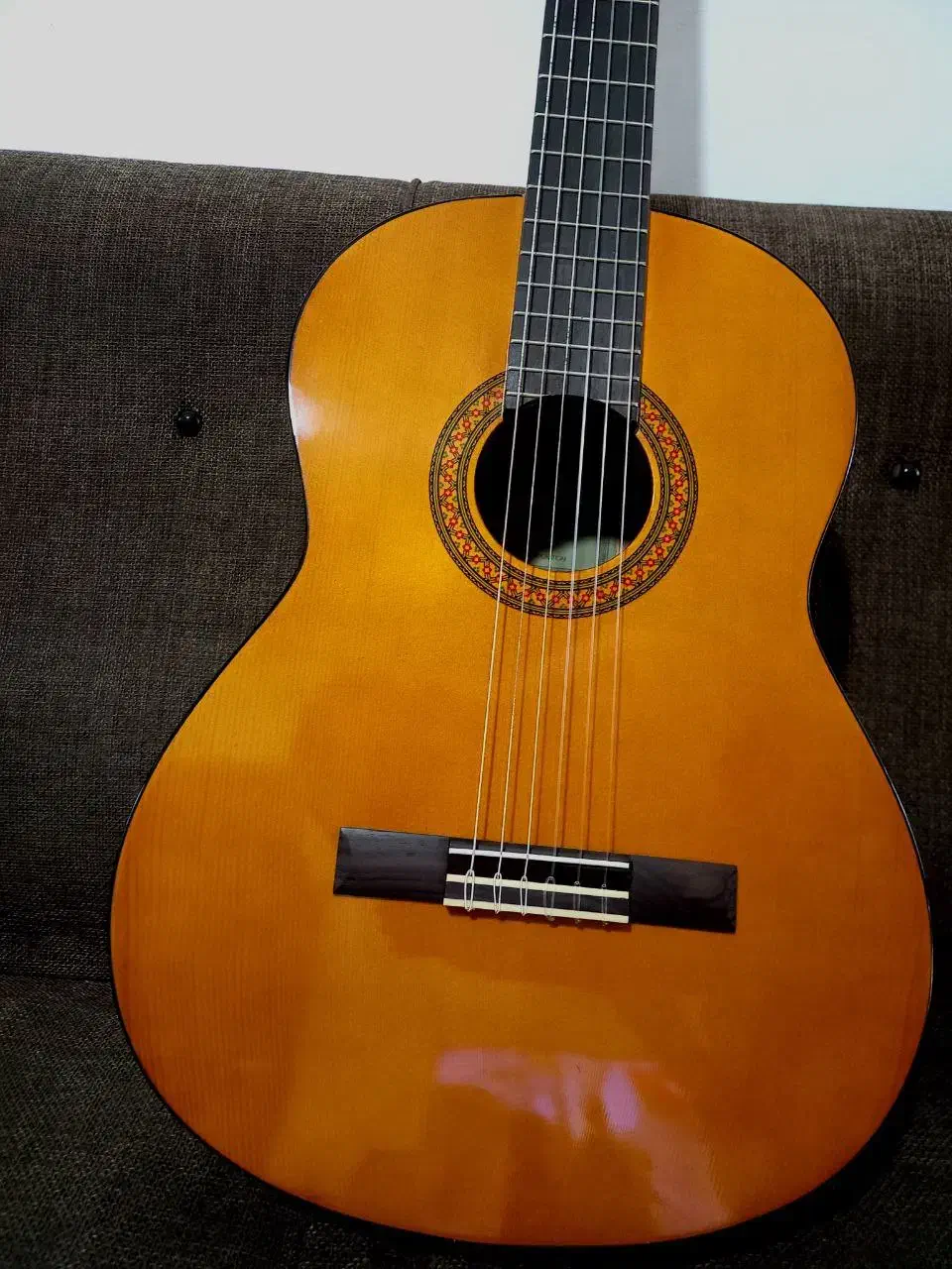 گیتار اصل یاماها اندونزی|گیتار، بیس، امپلیفایر|چالوس, |دیوار