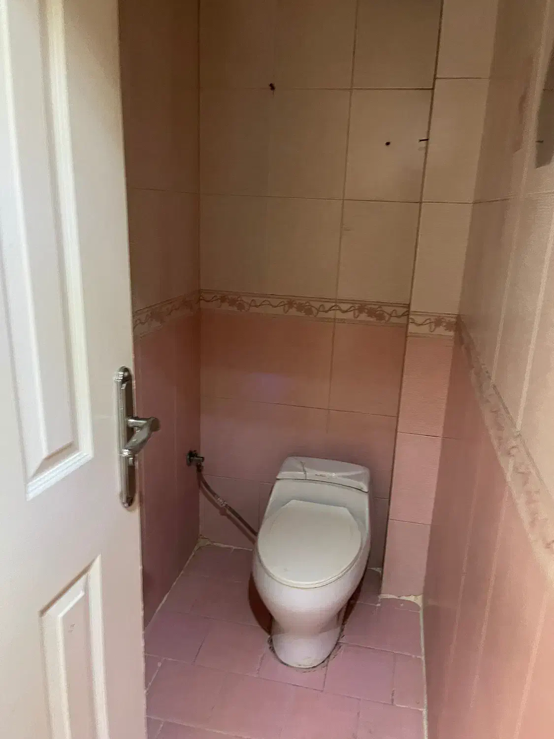 ۷۵ متر/حیلط خلوت/پارکینگ/پیروزی خ زینتی افخم