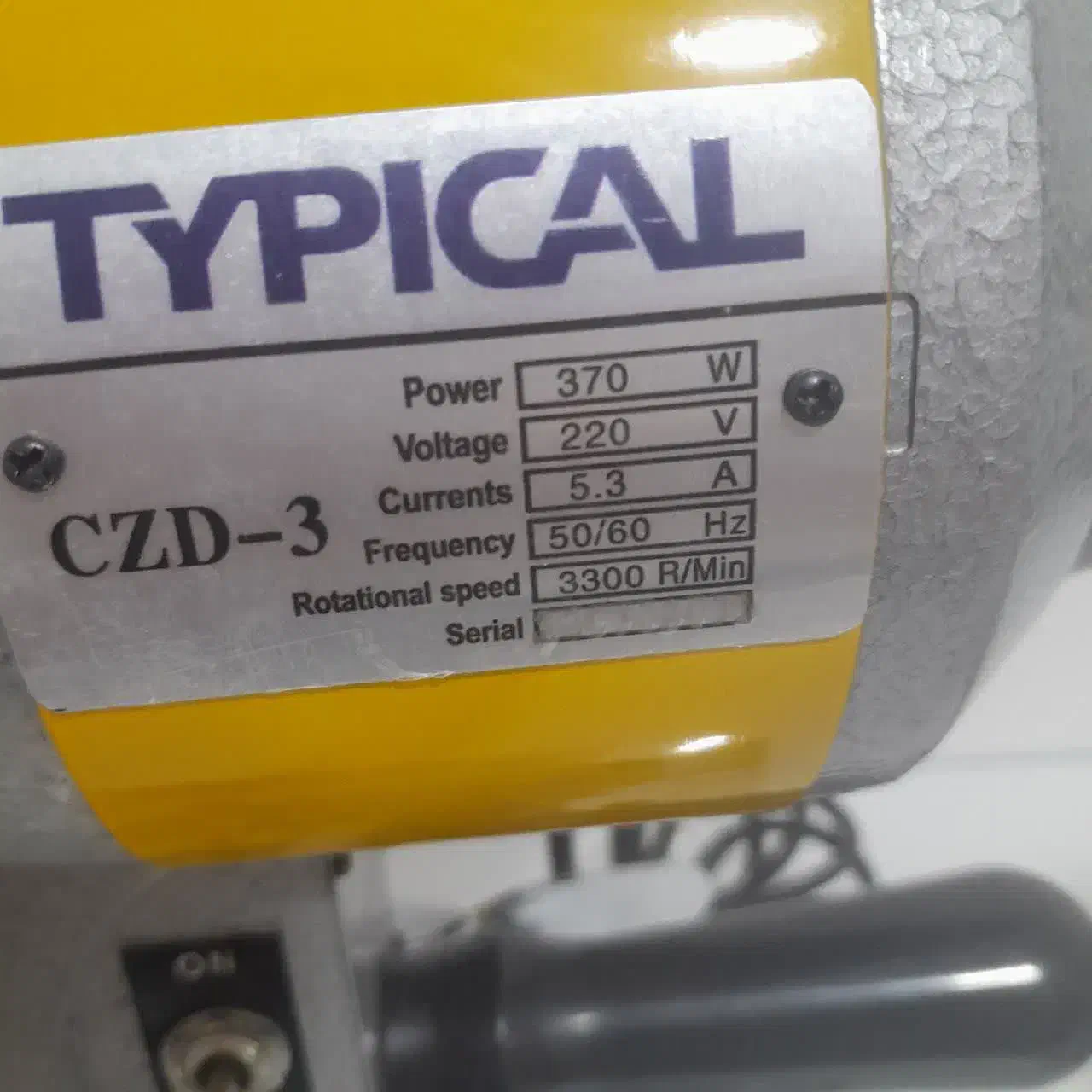 فروش فوری قیچی|چرخ خیاطی و ریسندگی|شاهرود, |دیوار