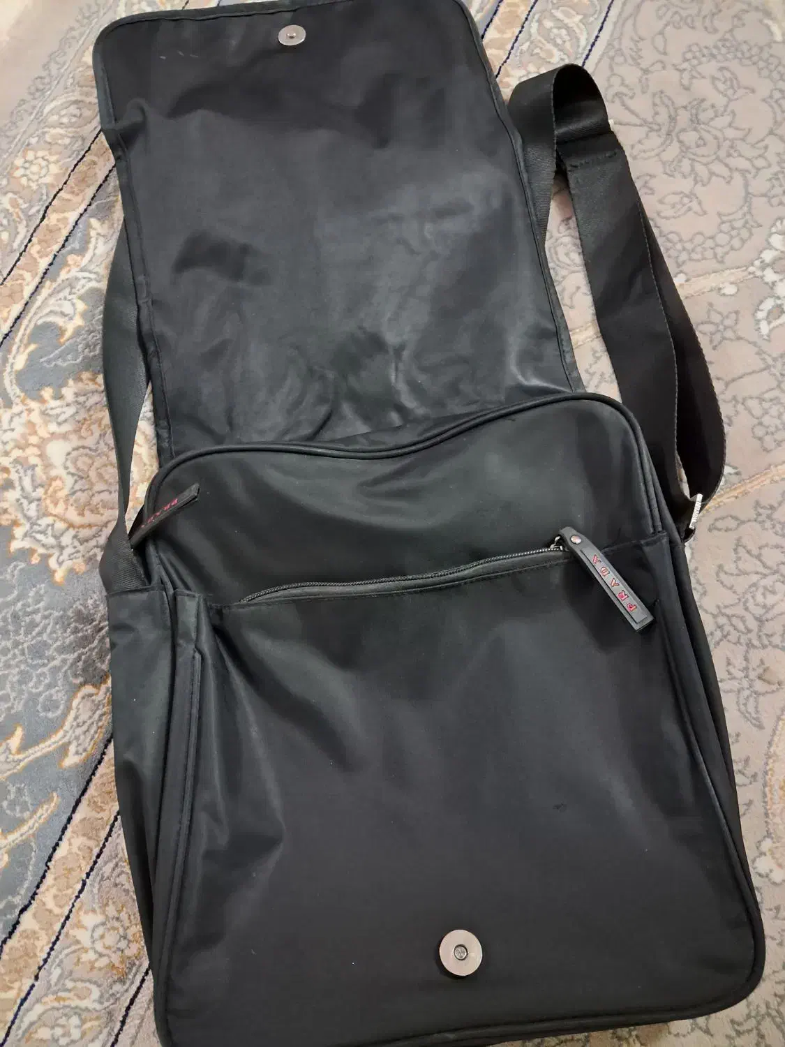 کیف همراه پرادا ایتالیایی درحد نو|کیف، کفش، کمربند|تهران, آذری|دیوار