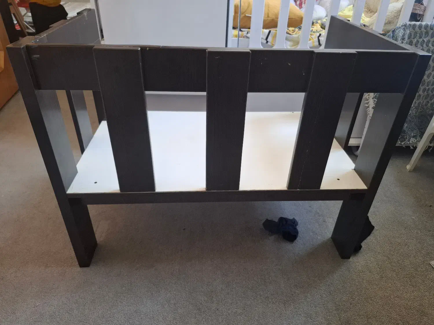 تخت نوزاد کنار تخت مادر|تخت و صندلی بچه|اصفهان, ملک‌شهر|دیوار