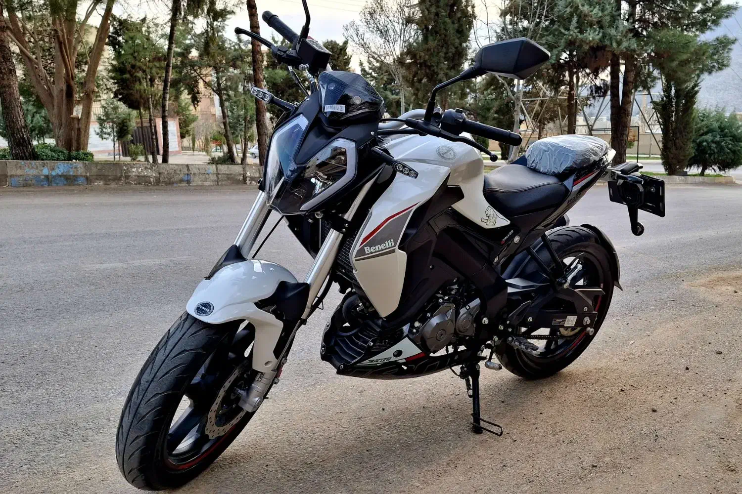 ماکت بنلی ۱۸۰|اسباب‌‌بازی|خرم‌آباد, |دیوار