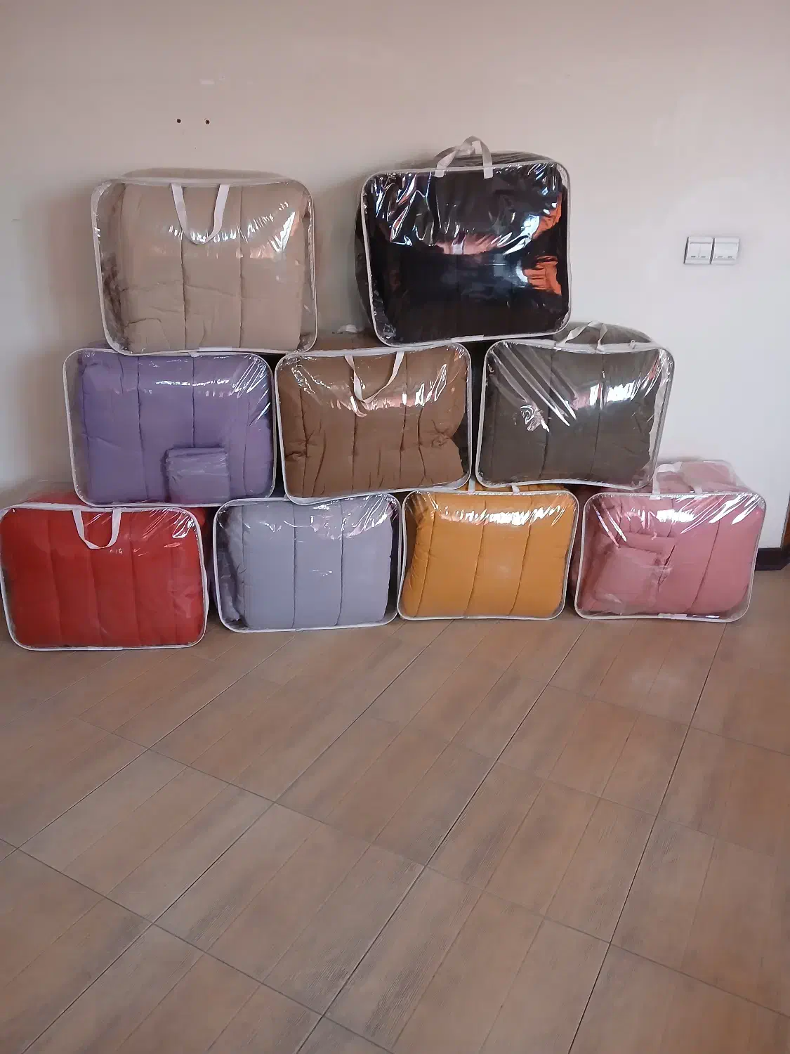 روتختی ساده یکنفره و دونفره|رختخواب، بالش، پتو|شیراز, فرهنگیان|دیوار