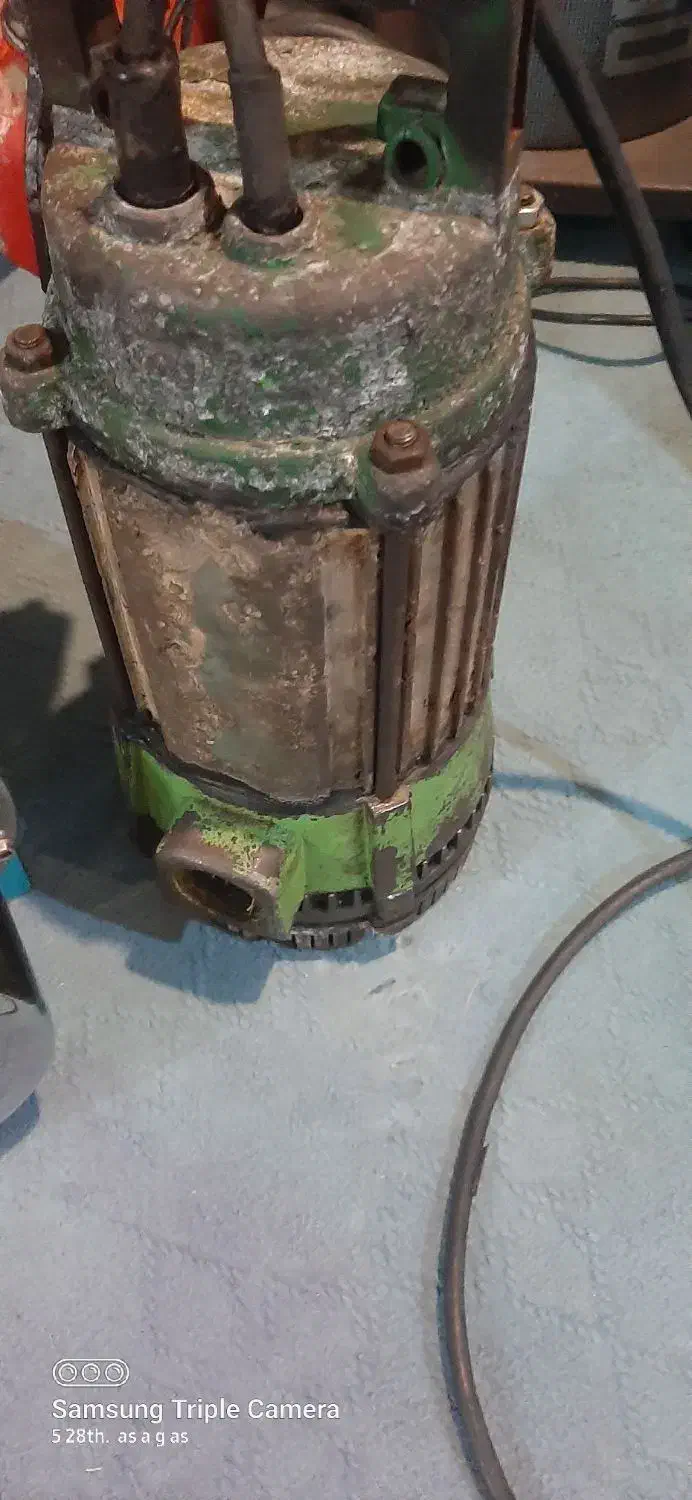 پمپ یک اسب وکفکش|مصالح و تجهیزات ساختمان|کیش, |دیوار