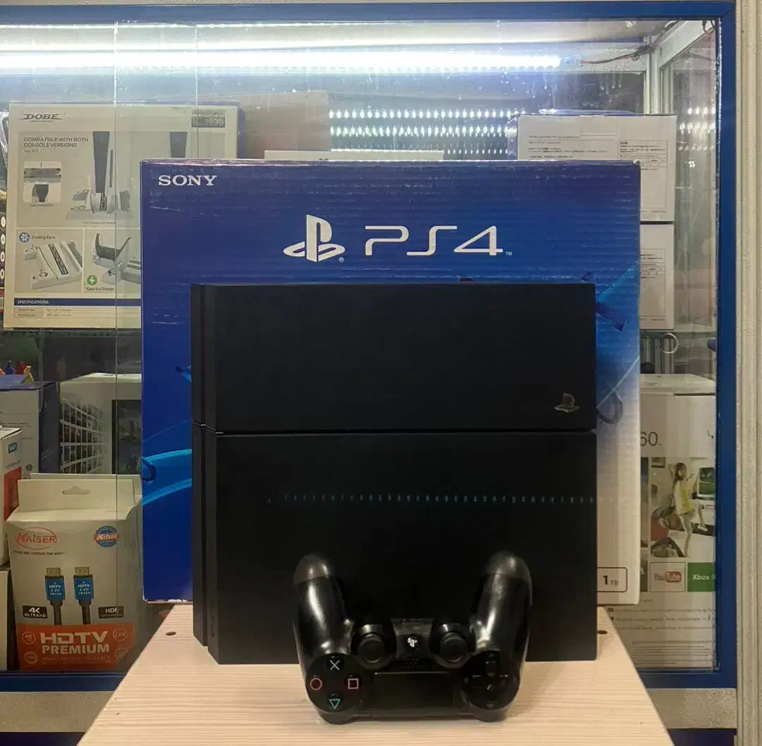 ps4 fat 500 کپی خور با بازی  دو دسته|کنسول، بازی ویدئویی و آنلاین|تهران, ائمه اطهار|دیوار