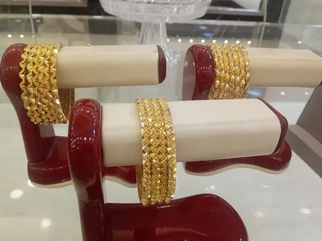 حداقل قیمت فروش النگوی طلای نو به مدت محدود|جواهرات|بوشهر, |دیوار