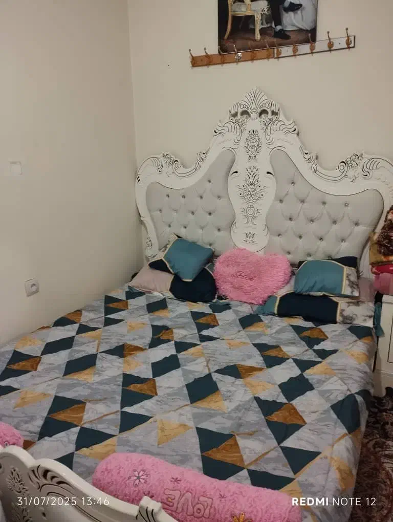 تخت خواب و میز آرایشی وتشک|تخت و سرویس خواب|یاسوج, |دیوار