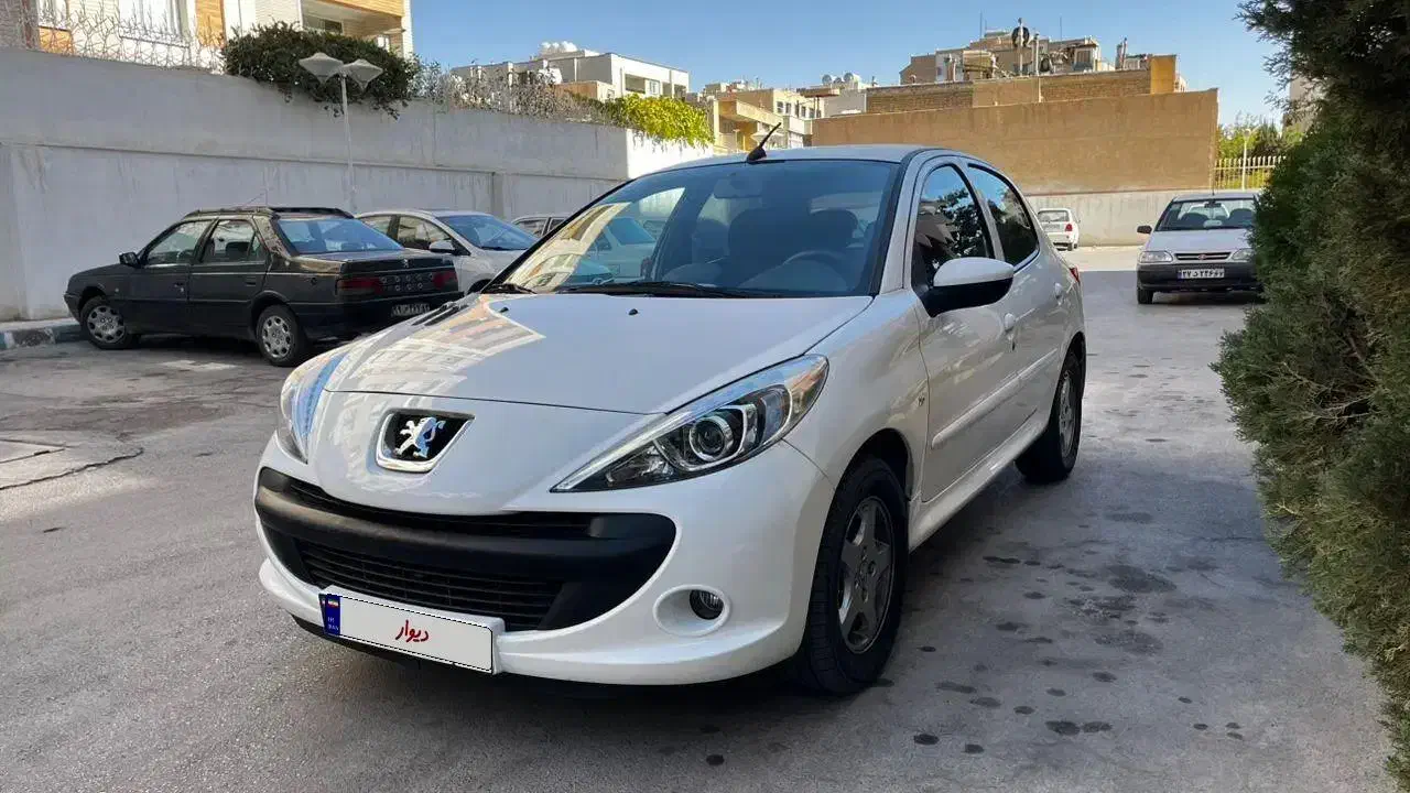 ۲۰۷ فرمان برقی ۴۰۲|خودرو سواری و وانت|اصفهان, خانه اصفهان|دیوار