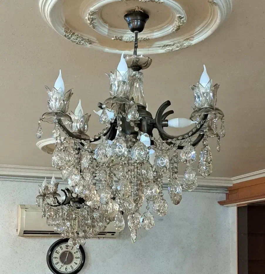 لوستر برنجی ۶ شاخه|لوستر و چراغ آویز|رشت, جهاد|دیوار