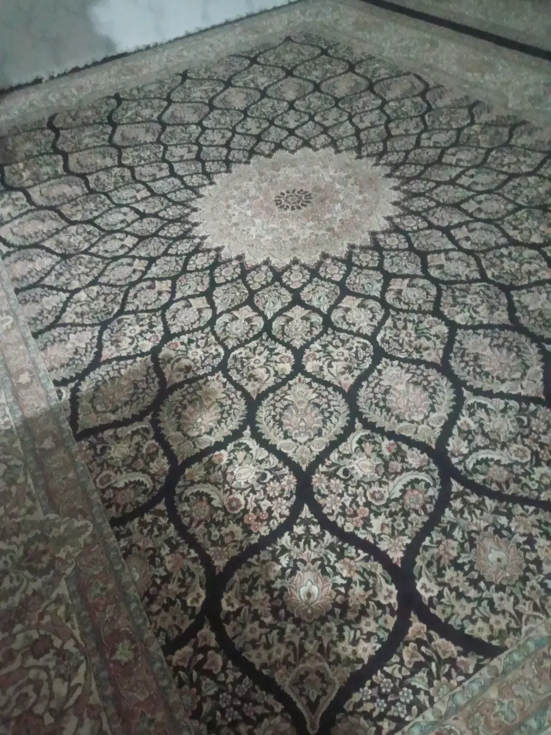 فرش ۱۲متری وگلیم فرش ۶متری|فرش|فیروزآباد (فارس), |دیوار