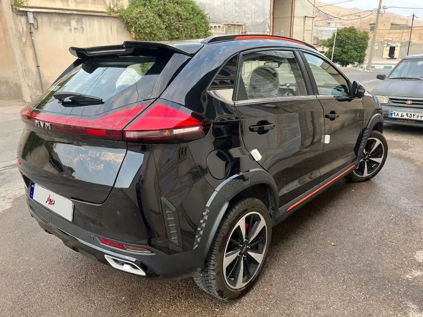 ام‌وی ام ایکس ۳۳ کراس اتومات مشکی ۱۴۰۳|خودرو سواری و وانت|کازرون, |دیوار