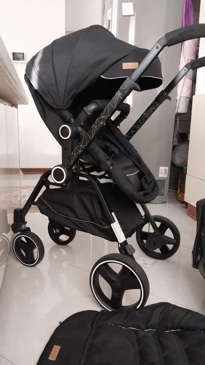 کالسکه خارجی سیسمونی با کریر کالسکه دوقلو مامالاو|کالسکه و لوازم جانبی|تهران, نارمک جنوبی|دیوار