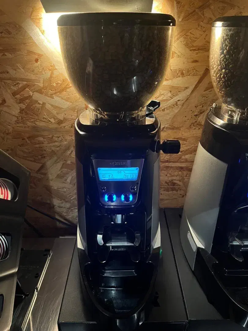 آسیاب قهوه جیمبالی آندیمند|کافیشاپ و رستوران|رشت, گلسار|دیوار