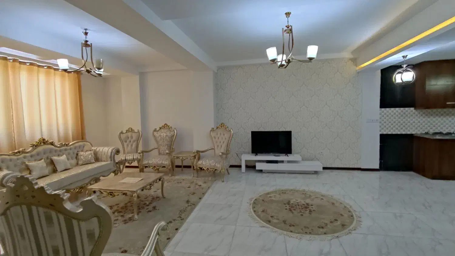 واحد دو خواب لوکس و مجهز|اجارهٔ کوتاه‌مدت آپارتمان و سوئیت|شیراز, عفیف‌آباد|دیوار