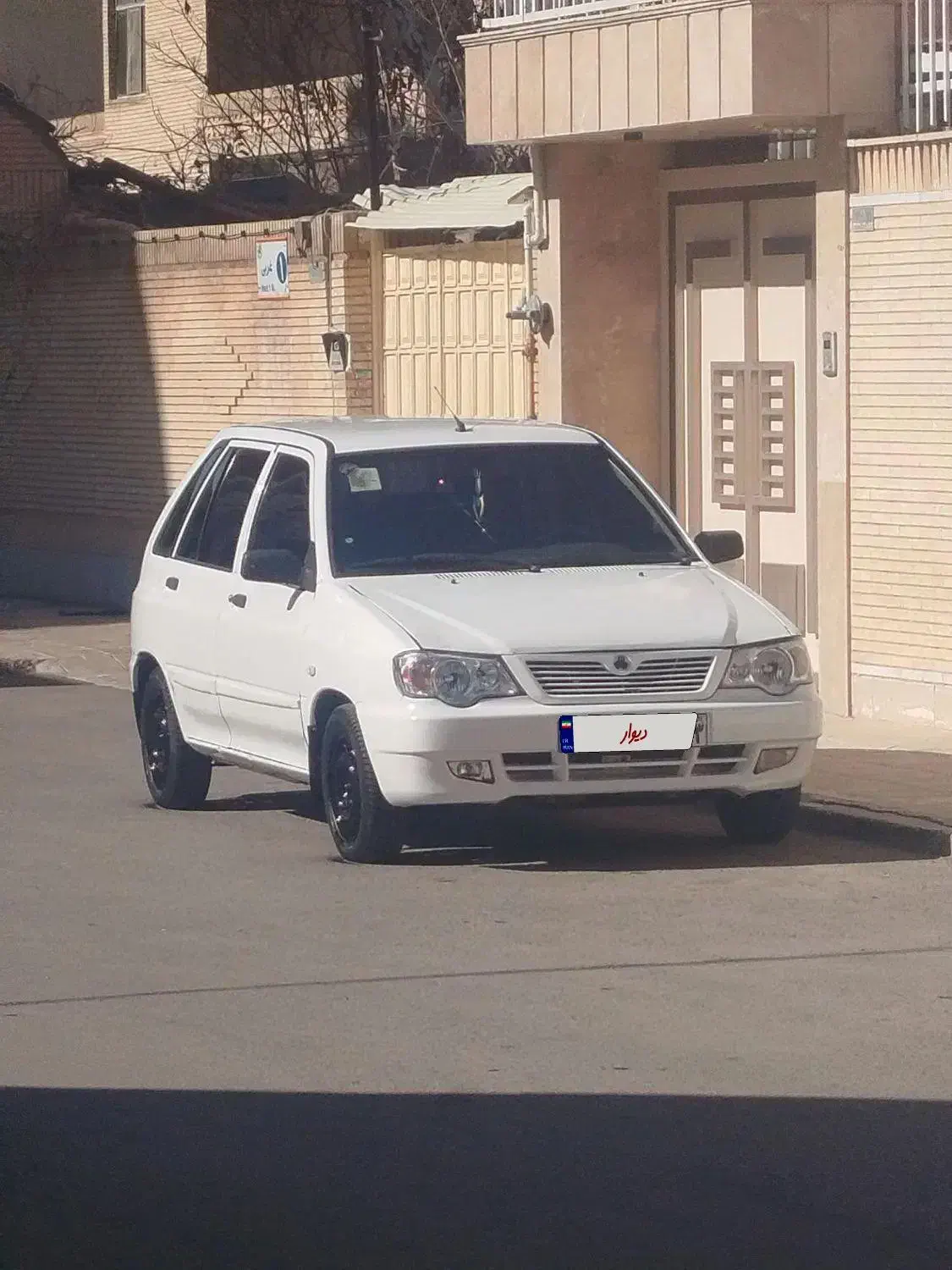 ۱۱۱ مدل ۹۴ شاسی پلم|خودرو سواری و وانت|شاهین‌شهر, اقبال لاهوری|دیوار