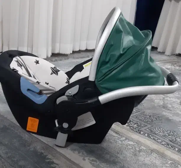 صندلی ماشین بچه|تخت و صندلی بچه|قم, کلهری|دیوار