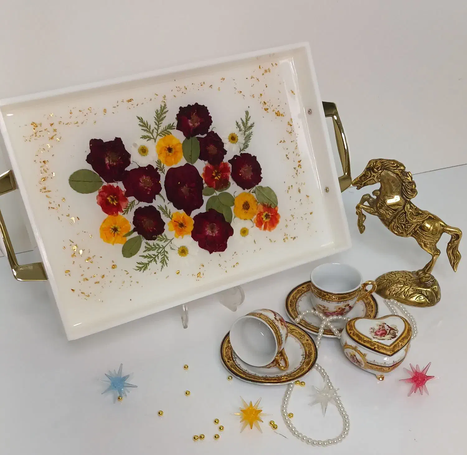 سینی تمام رزین لبه دار باغ گل|ظروف سرو و پذیرایی|رفسنجان, |دیوار