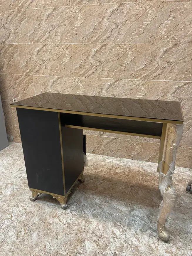 میز|مبلمان اداری|شاهدشهر, |دیوار