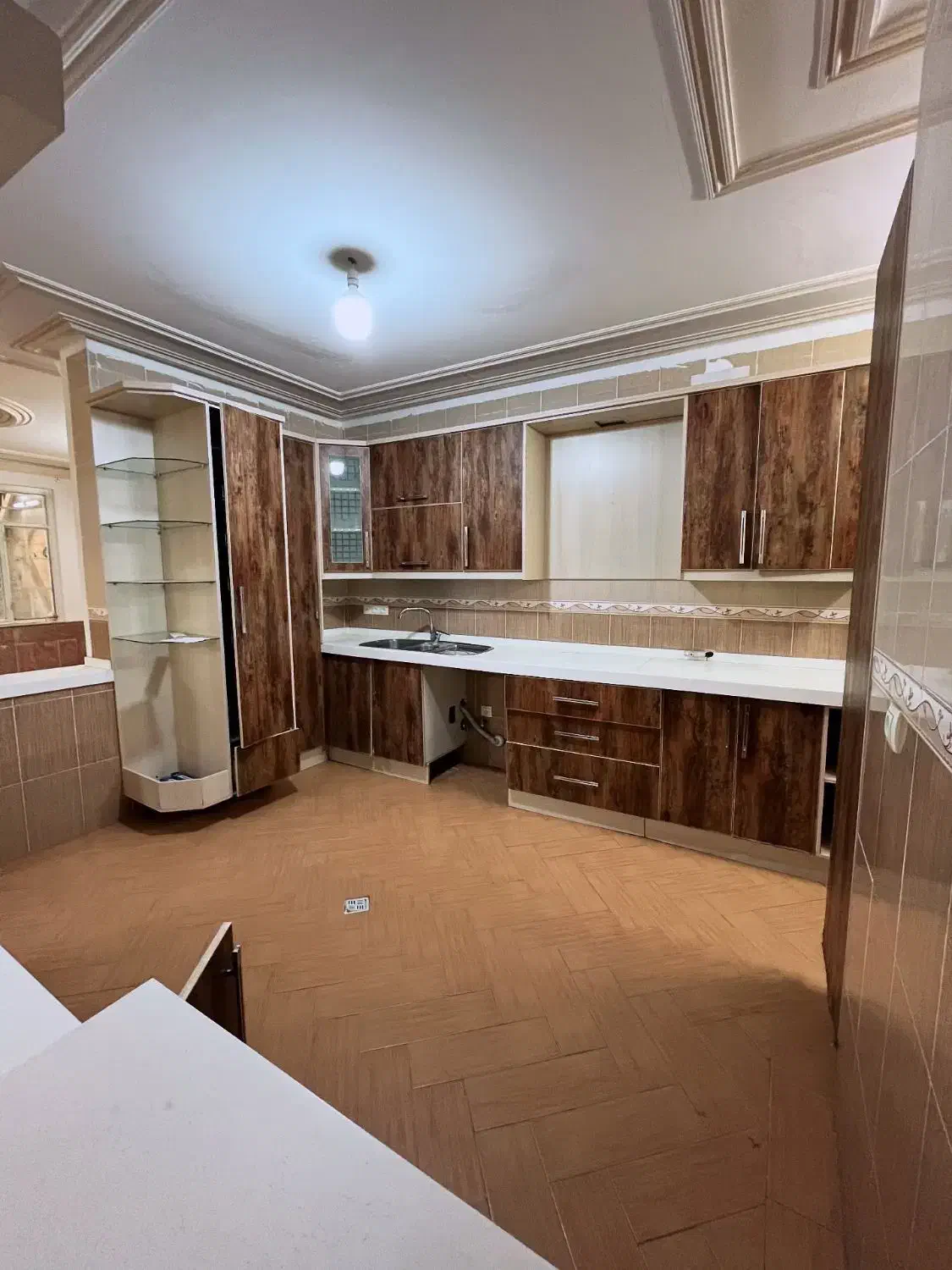 تک واحدی ۳ خوابه خیابان امام|فروش آپارتمان|کاشان, امام خمینی|دیوار