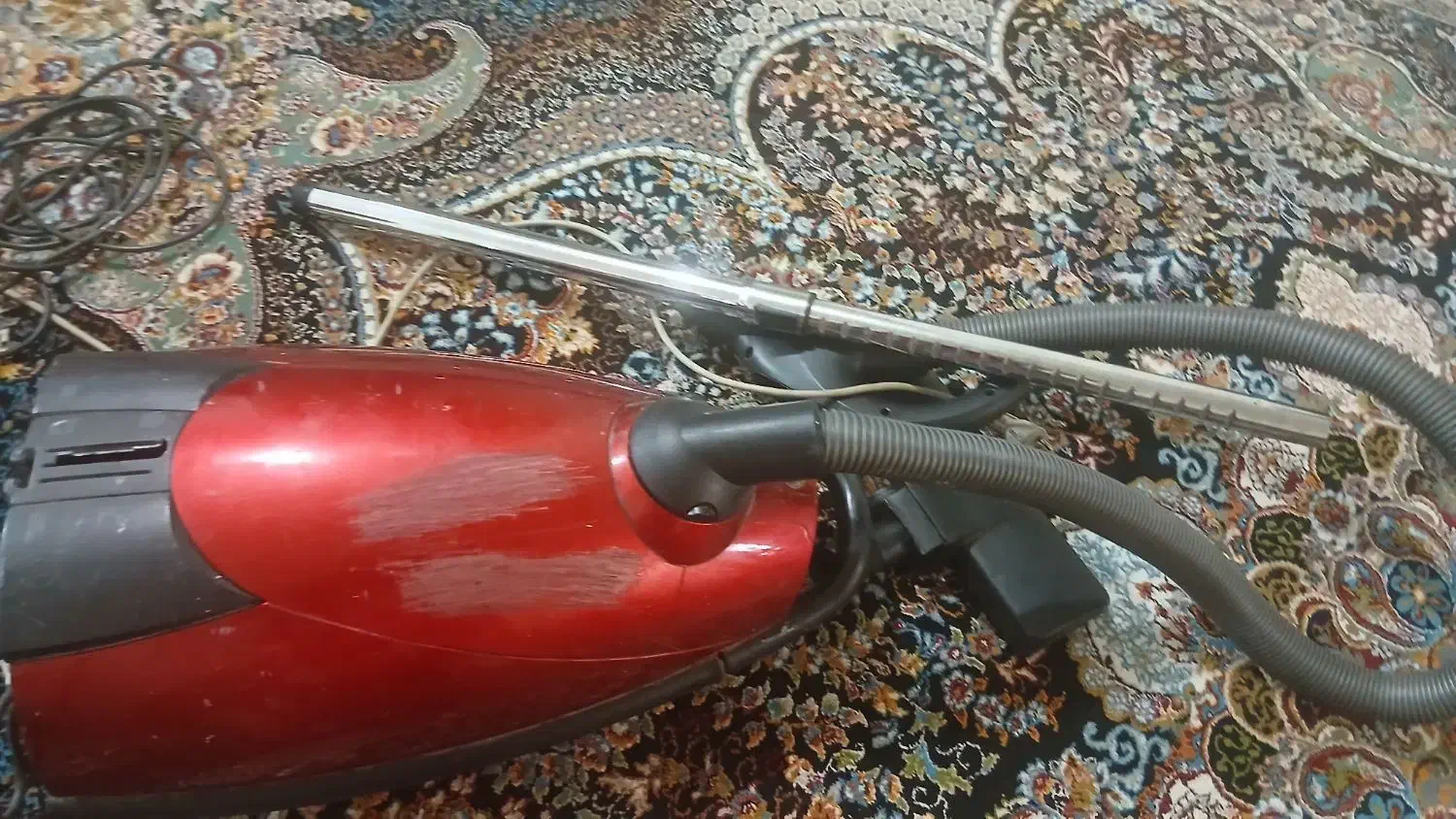 جارو برقی سالم بدون مشکل|جاروبرقی، جارو شارژی، بخارشو|مسجد سلیمان, |دیوار