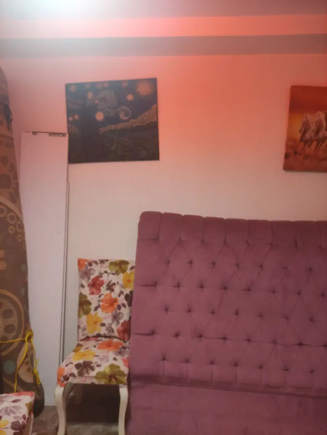 تاج و کنار های تخت|تشک تختخواب|نکا, |دیوار