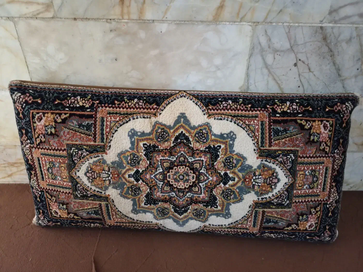 پشتی|پشتی|بیرجند, |دیوار