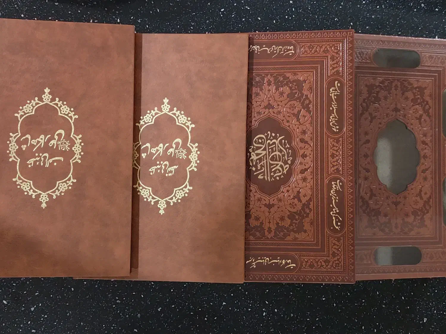 کتاب نهج البلاغه ترجمه محمد دشتی به همراه خطبه ها|کتاب و مجله مذهبی|پاکدشت, پاکدشت (مامازند)|دیوار