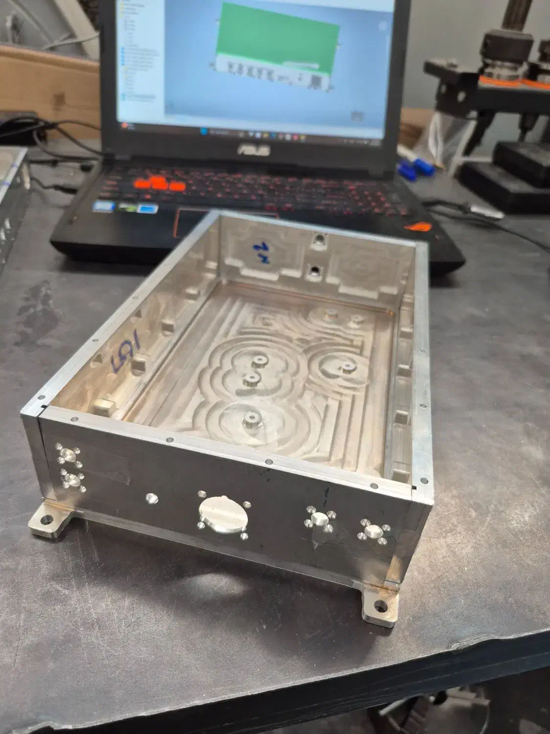 خدمات فرزcnc قالبسازی قطعات صنعتی قالب وکیوم|خدمات پیشه و مهارت|عسلویه, |دیوار