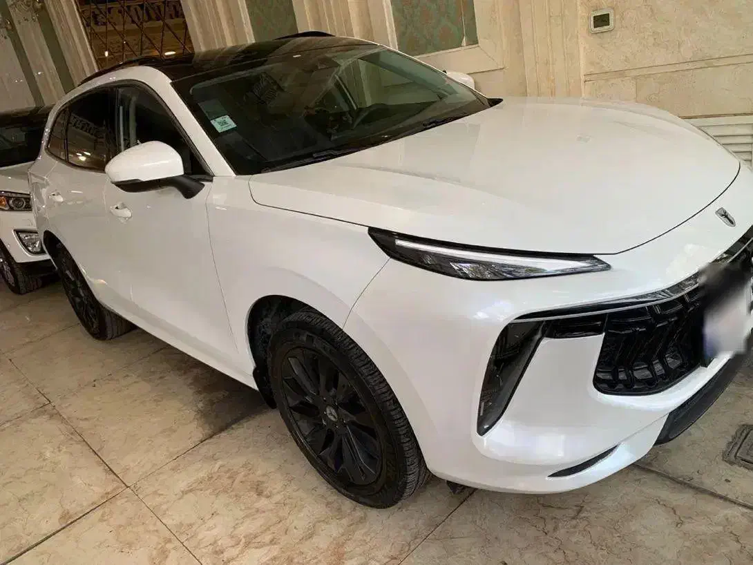 لاماری 1402سفید‌بدون رنگ|خودرو سواری و وانت|مشهد, امام خمینی|دیوار