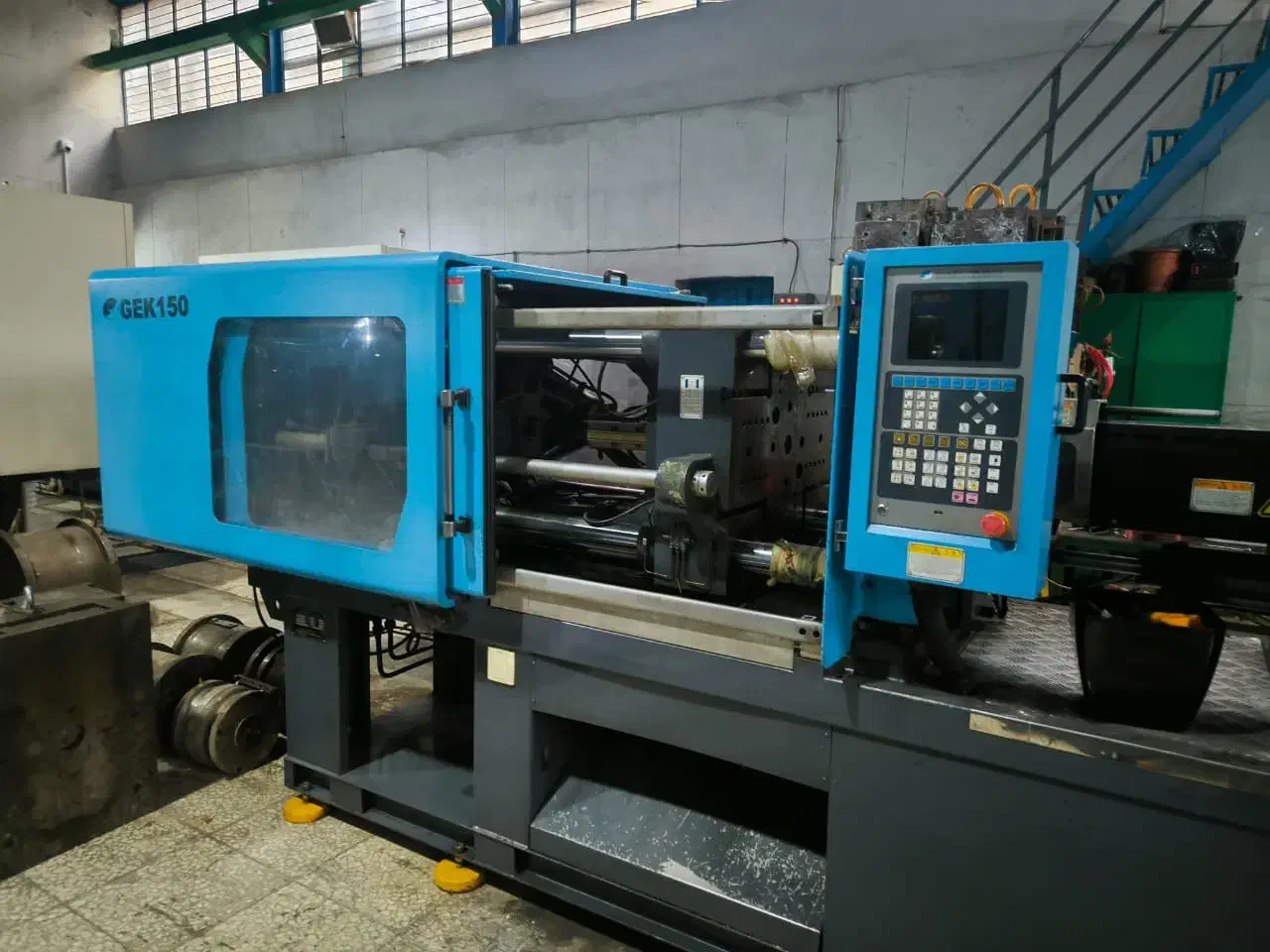 خدمات تزریق پلاستیک بادستگاه چینی تا۵۰۰گرم|خدمات پیشه و مهارت|پاکدشت, خاتون آباد|دیوار