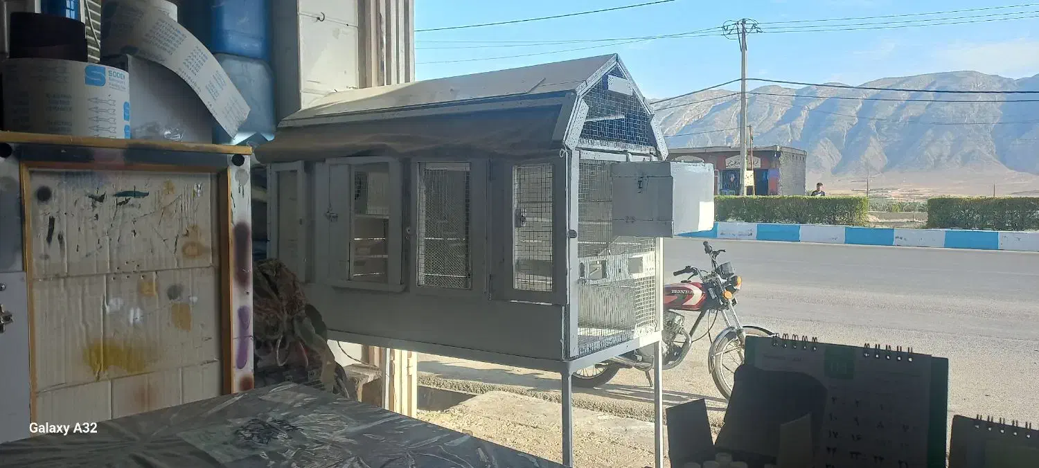 قفس خفر|لوازم جانبی حیوانات|شیراز, فرودگاه شهید دستغیب شیراز|دیوار