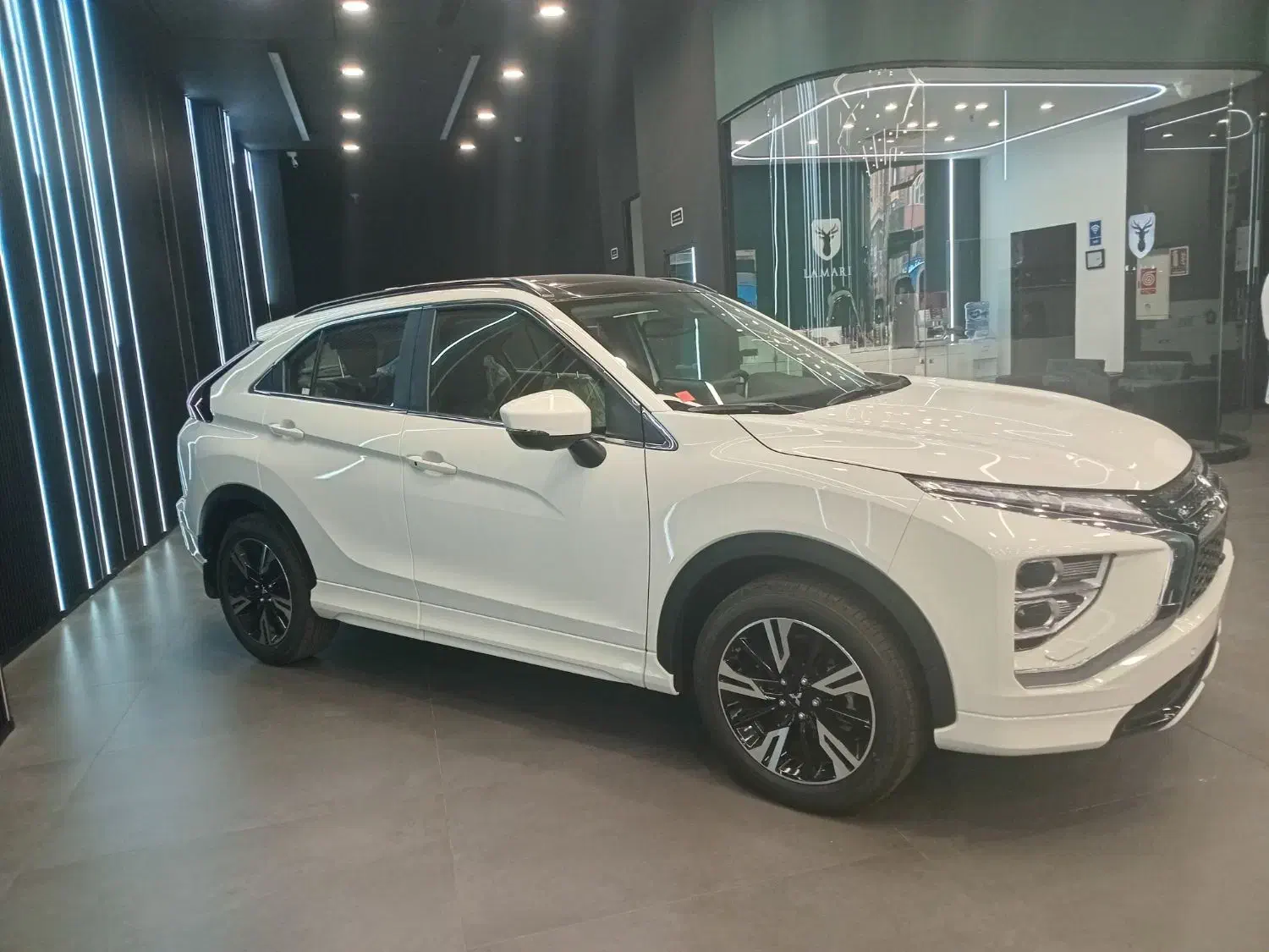 ایکلیپس کراس|خودرو سواری و وانت|تهران, حکمت|دیوار